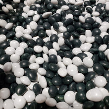 Dee Best Black & White Teeny Lentils